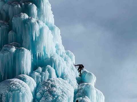 Top 7 Mountain Climbing Expeditions for Thrill-Seeking Travelers