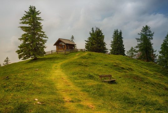 Discover the Best Mountain Huts in New South Wales for Your Next Adventure